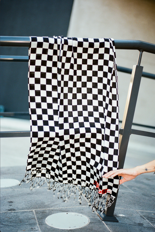 Super Speed Checkered Pashmina